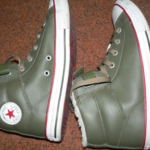 converse Other - Converse Chuck Youth 6 RARE Shoes Sneakers Kicks